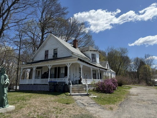 listing main photo