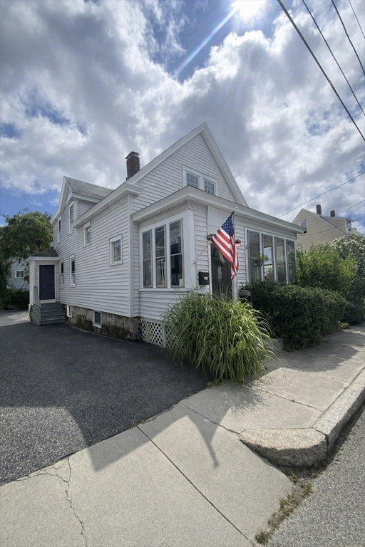 listing main photo