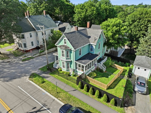 listing main photo