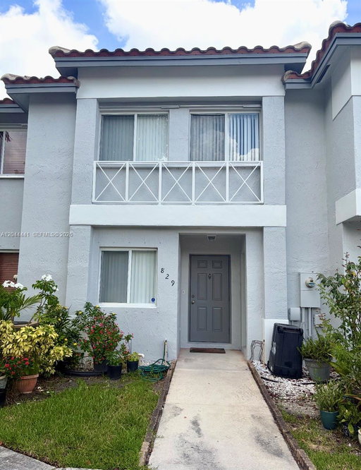 listing main photo