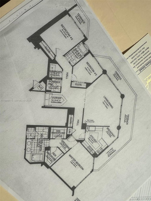 listing main photo