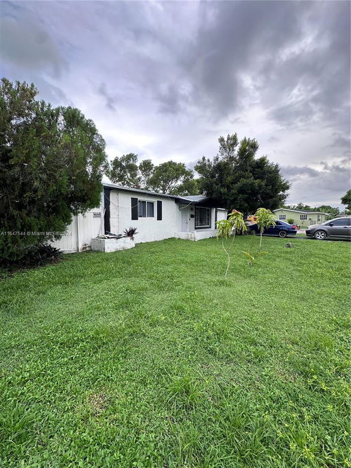 listing main photo