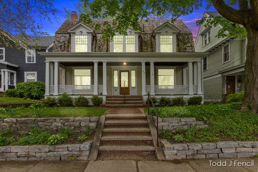 listing main photo