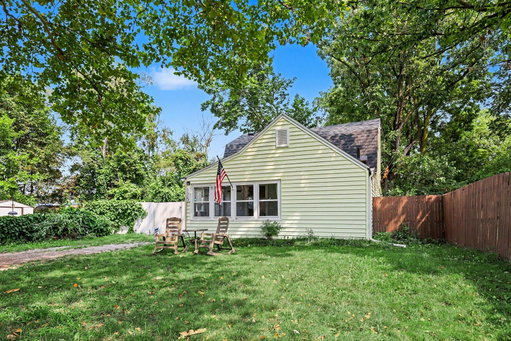 listing main photo