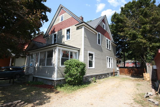 listing main photo