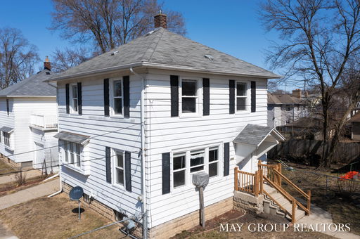 listing main photo