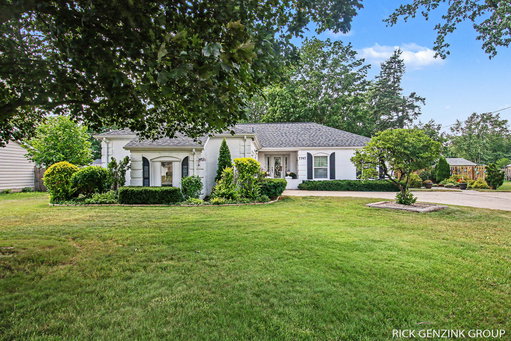 listing main photo