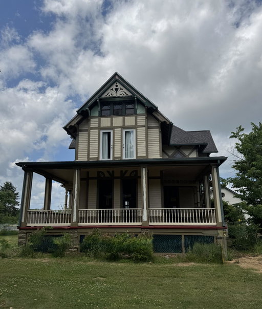listing main photo