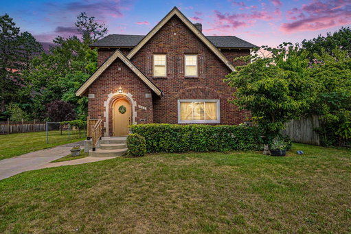 listing main photo