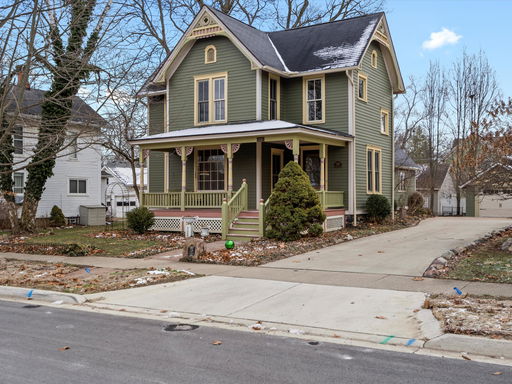 listing main photo