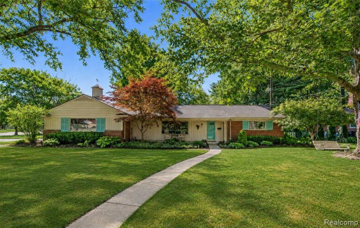 listing main photo