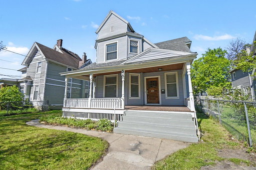 listing main photo