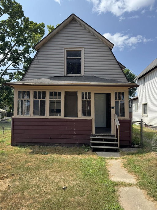 listing main photo