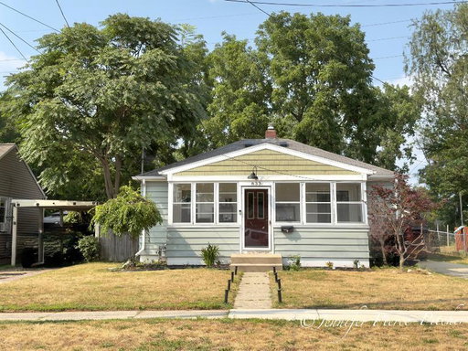 listing main photo