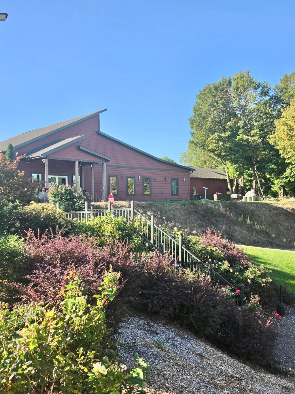 2121 Kerlikowske Rd, Benton Harbor, MI 49022