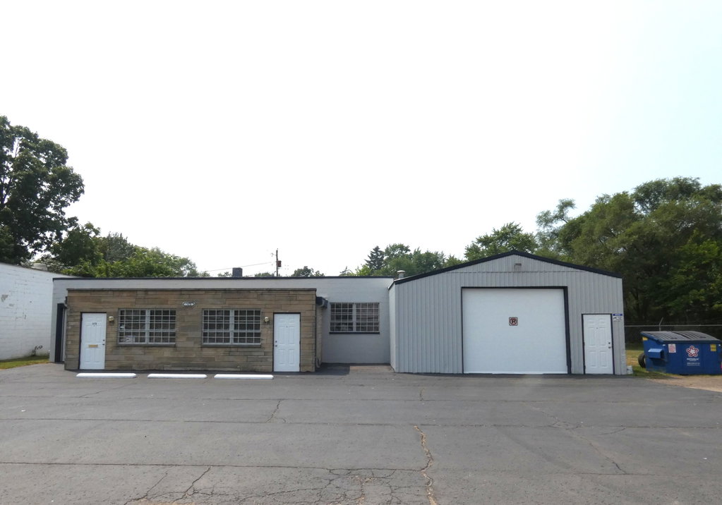 1470 Milton St, Benton Harbor, MI 49022