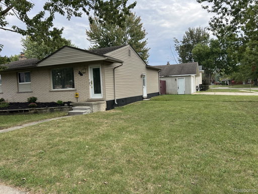 listing main photo