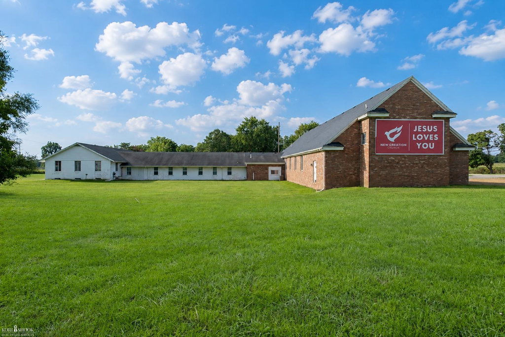 811 S Oak St, Durand, MI 48429