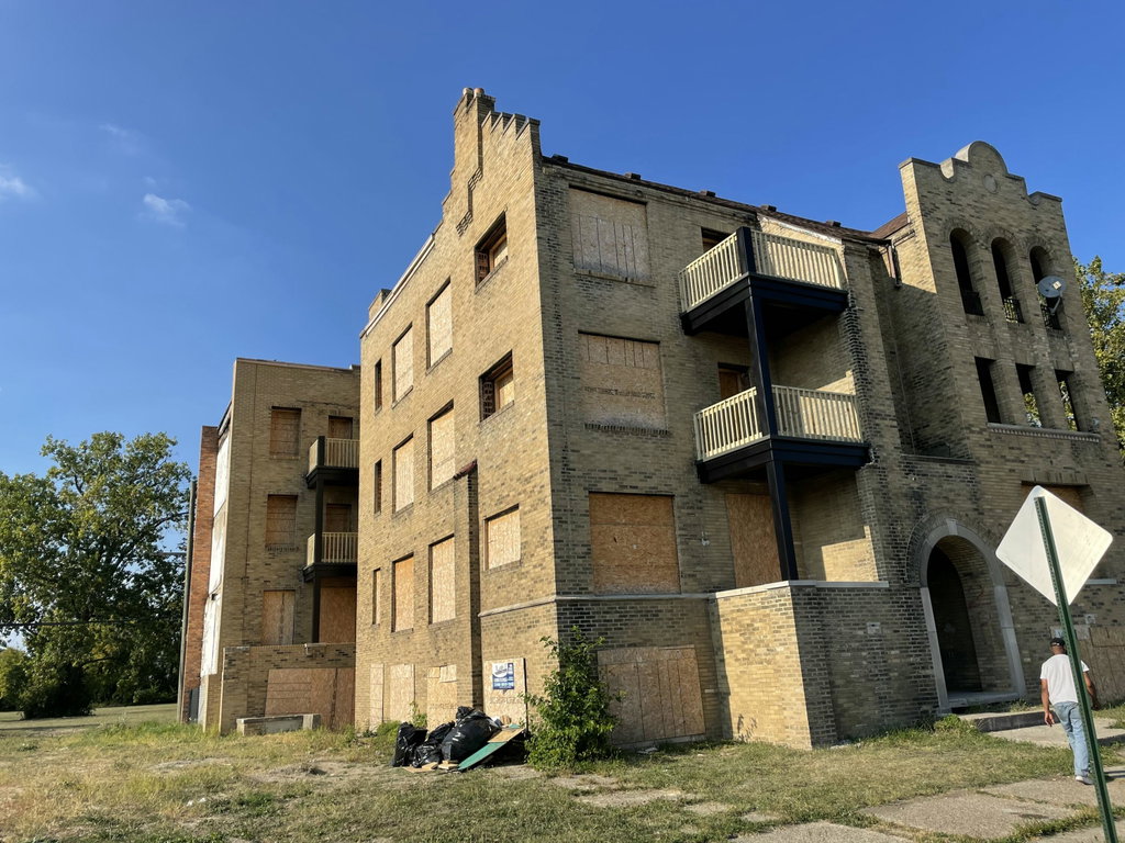 2972 Rochester St, Detroit, MI 48206