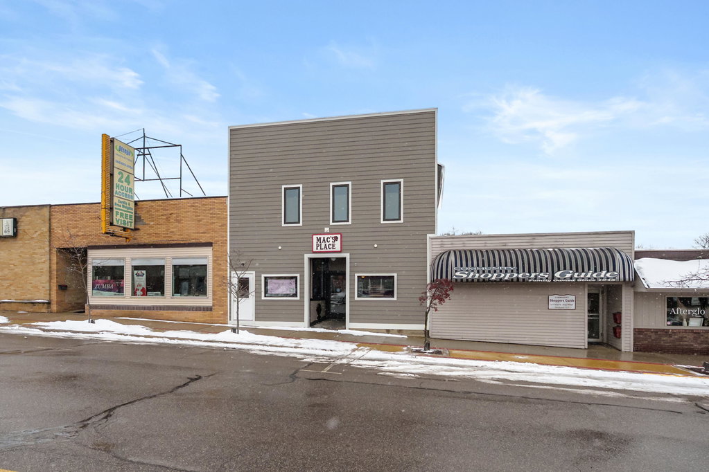 113 N Farmer St, Otsego, MI 49078