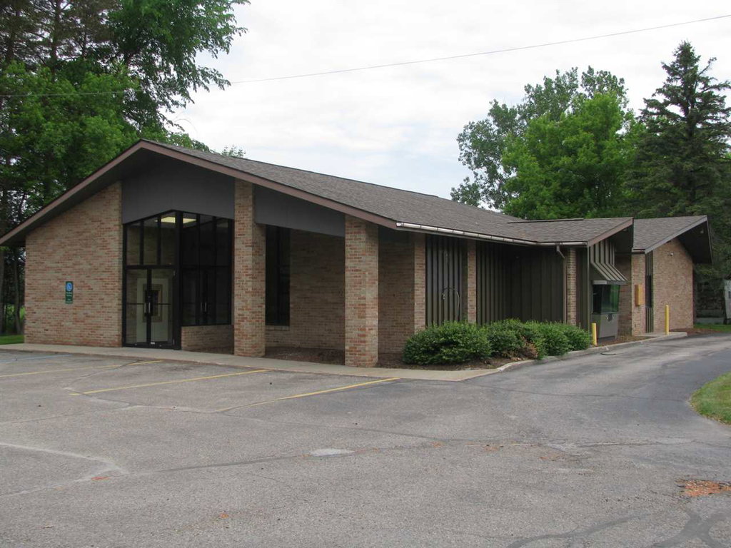 205 N Bullock St, Whittemore, MI 48770