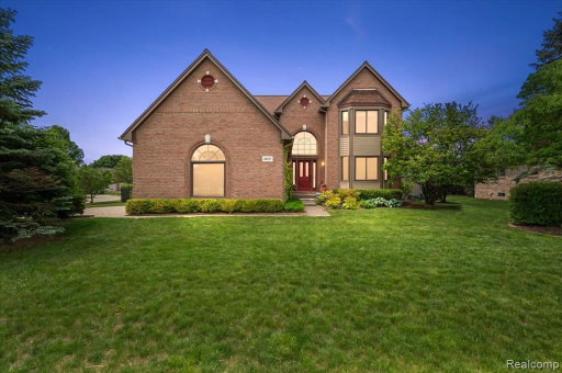 listing main photo