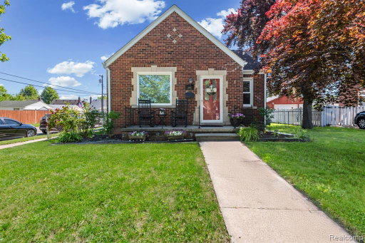 listing main photo