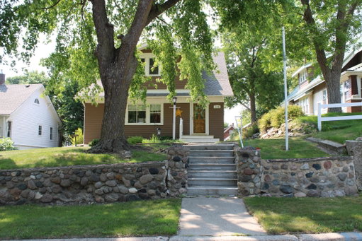 listing main photo