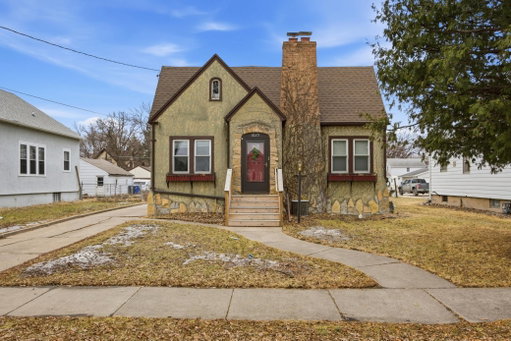 listing main photo
