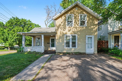 listing main photo