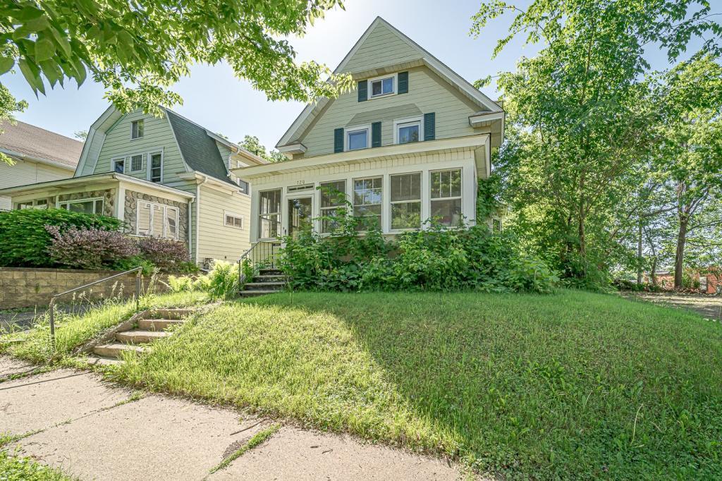 720 Wilson Ave, Saint Paul, MN 55106 Home for Sale