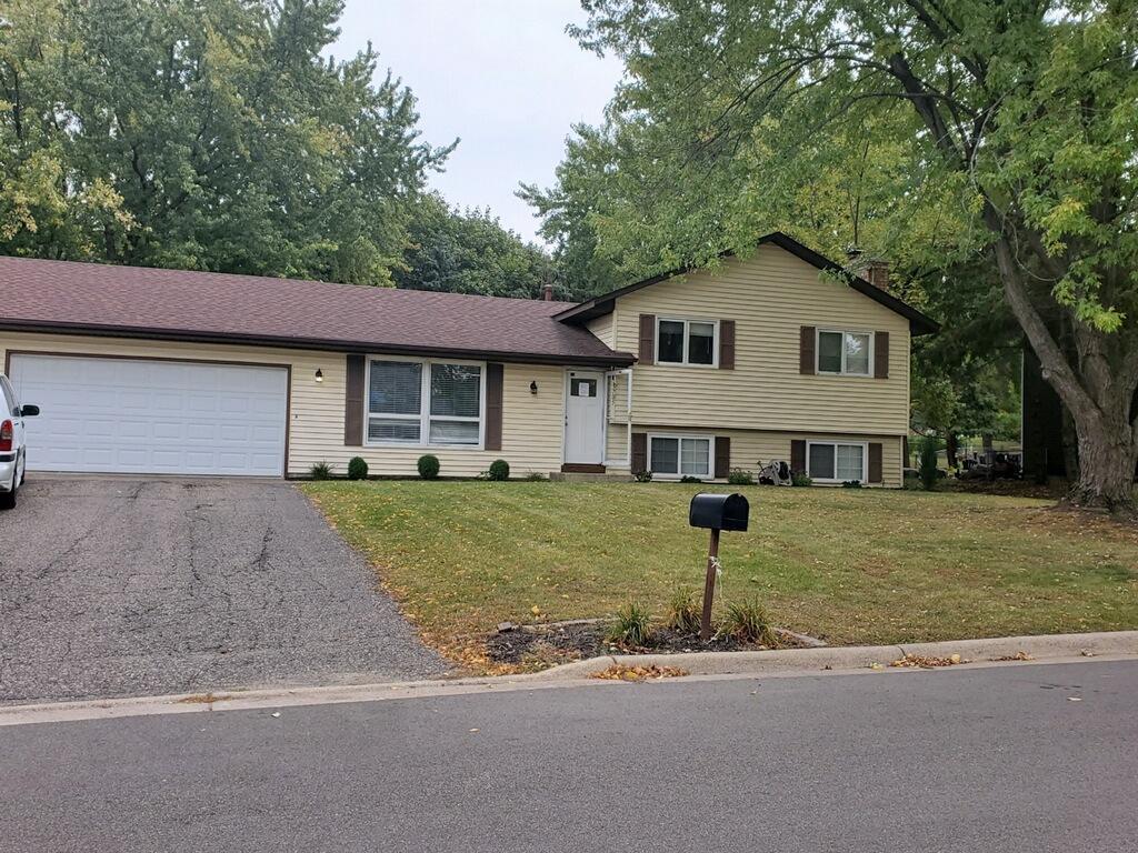 2201 Horizon Rd, Burnsville, MN 55337 Home for Sale