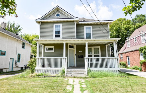 listing main photo
