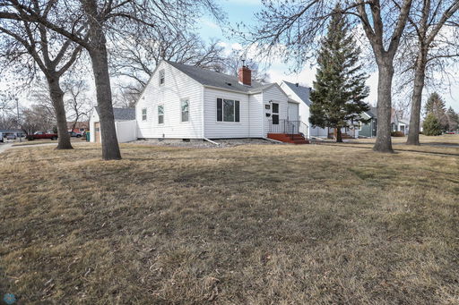 listing main photo