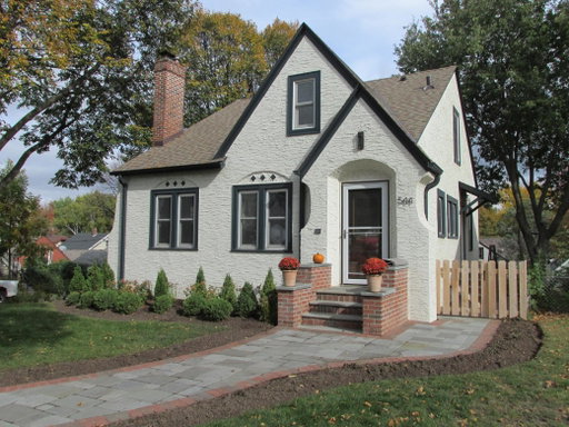 listing main photo