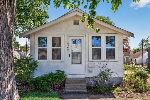 listing main photo