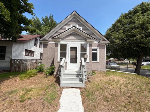 listing main photo