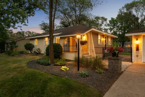 listing main photo