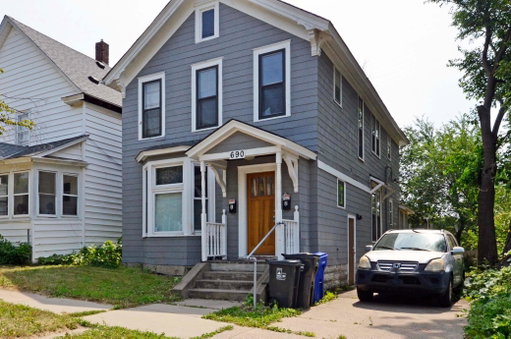 listing main photo