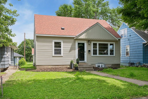 listing main photo