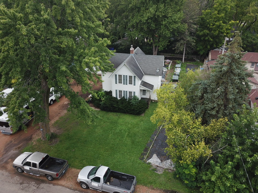 listing main photo