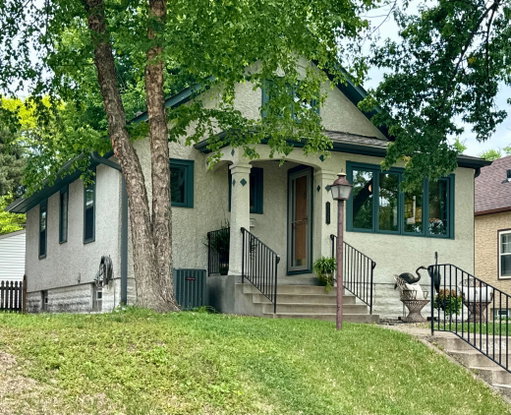 listing main photo
