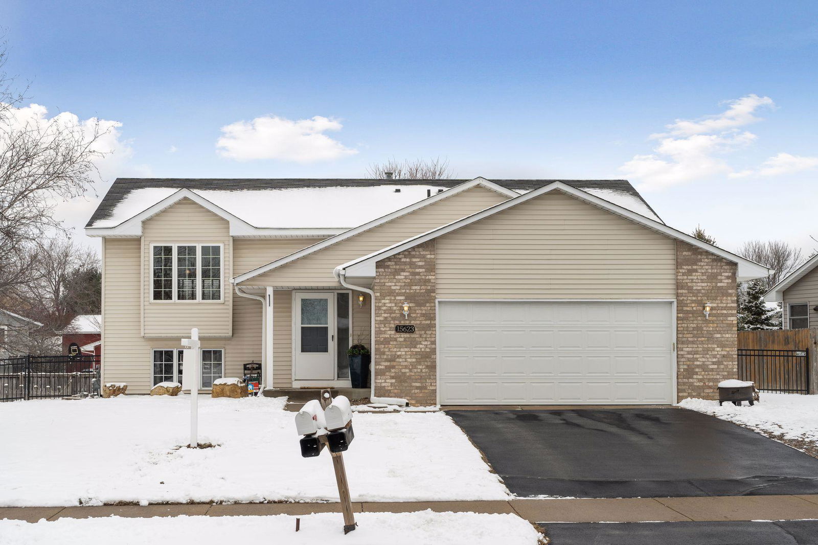 15623 Danville Ave W, Rosemount, MN 55068 Home for Sale