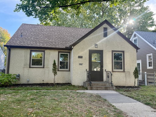 listing main photo