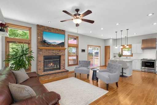 listing main photo