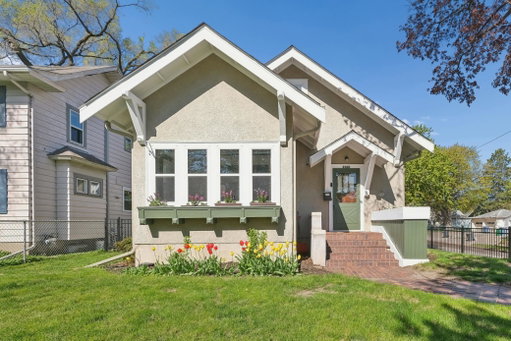 listing main photo