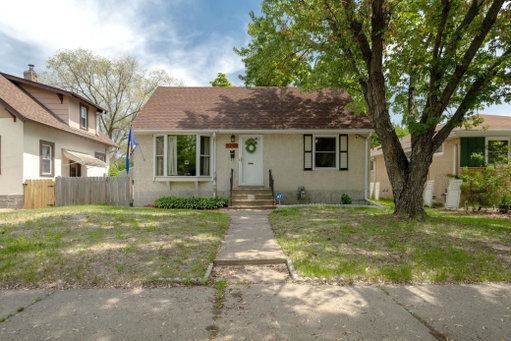 listing main photo