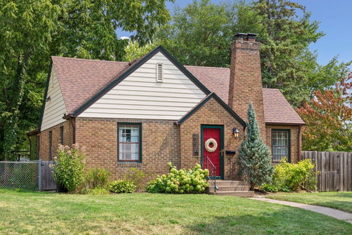 listing main photo