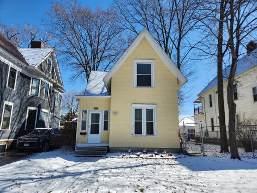 listing main photo