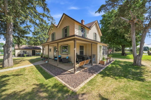 listing main photo